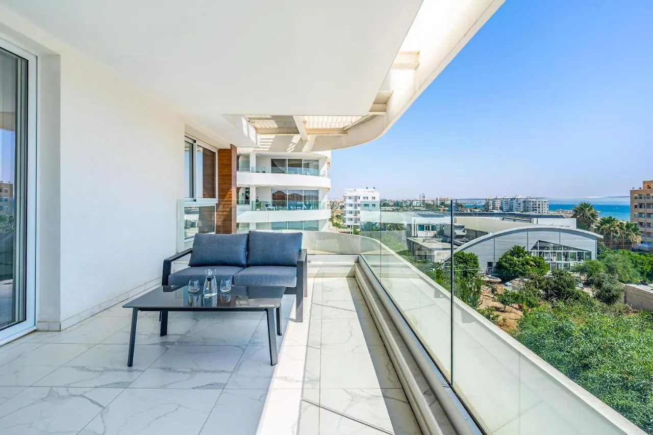 Oyster 1-Br Apt In ラルナカ キプロス